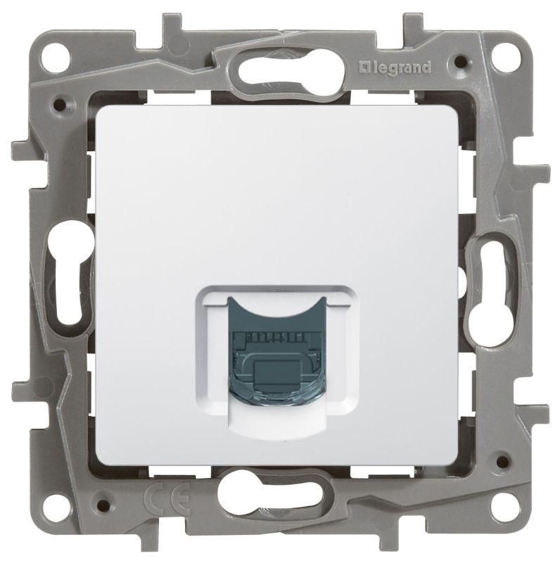 Розетка компьютерная 1-м СП Etika RJ45 кат.5E UTP механизм бел. IEK 672241